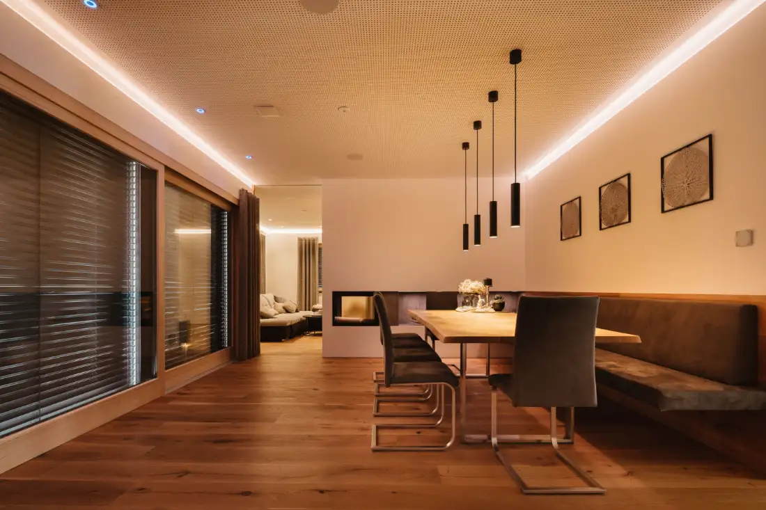 Beleuchtetes Wohnzimmer